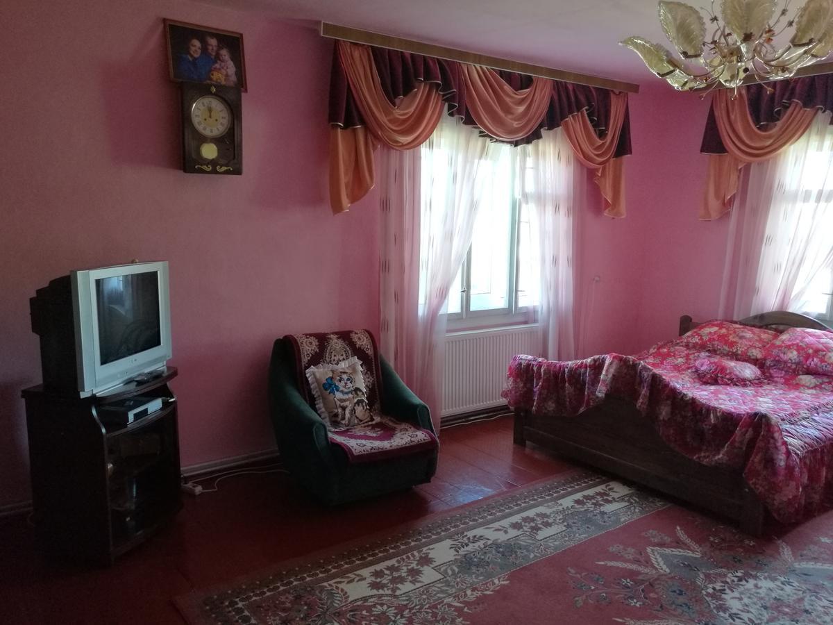 Gutsulska Oselya Villa Krivopol'ye Exteriör bild